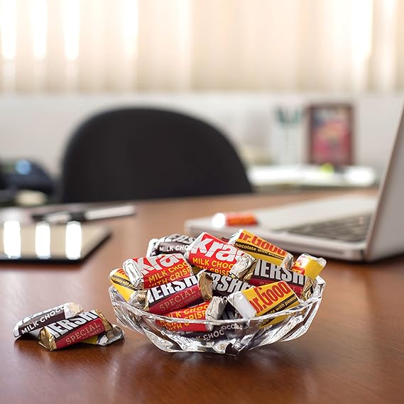 Hershey's Miniatures Chocolate Pouch 294g Hershey's Miniatures Chocolate Pouch 294g