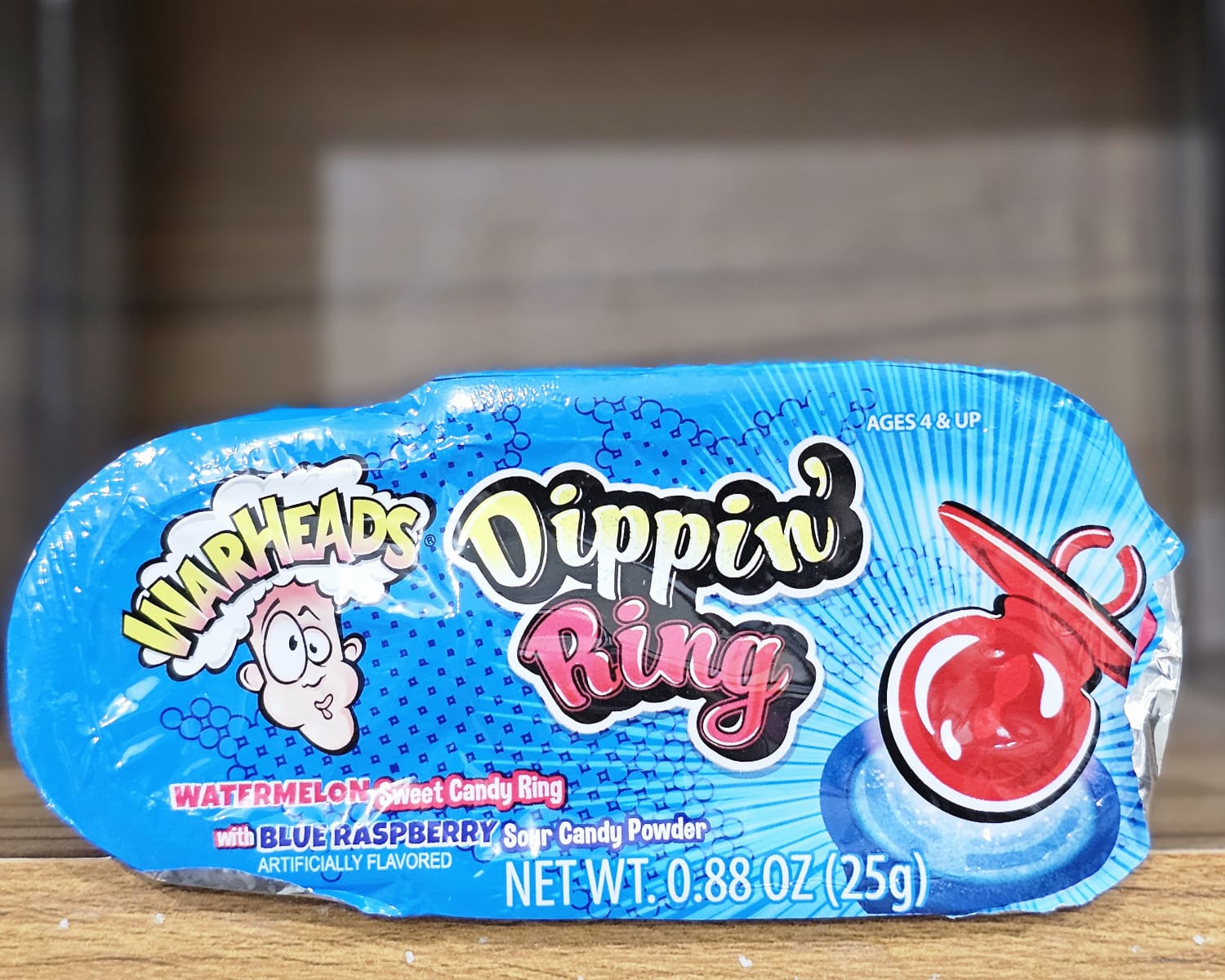 Warheads Dippin Ring 25gm Watermelon with Blue Rasberry Sour Candy Powder